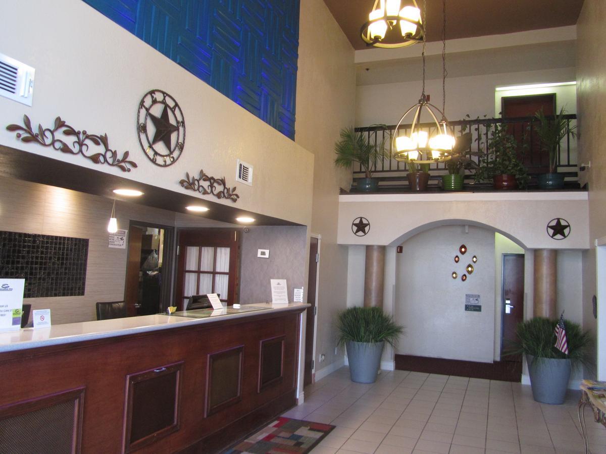 Executive Inn And Suites Wichita Falls Εξωτερικό φωτογραφία